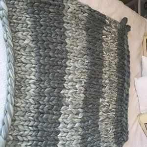 throw/blanket